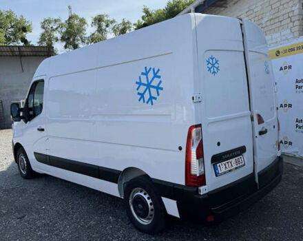 Белый Рено Мастер, объемом двигателя 0 л и пробегом 209 тыс. км за 21500 $, фото 6 на Automoto.ua