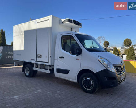 Белый Рено Мастер, объемом двигателя 2.3 л и пробегом 253 тыс. км за 26400 $, фото 1 на Automoto.ua