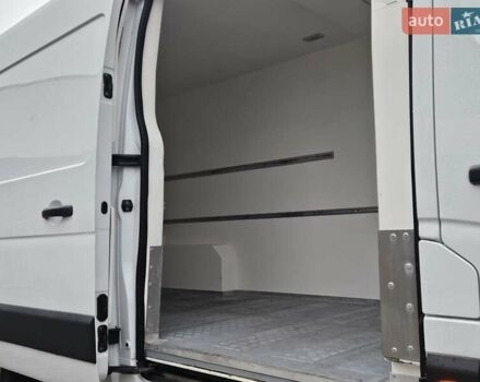 Белый Рено Мастер, объемом двигателя 2.3 л и пробегом 168 тыс. км за 22100 $, фото 18 на Automoto.ua