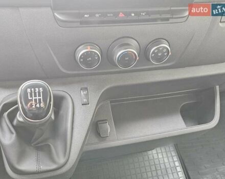 Білий Рено Мастєр, об'ємом двигуна 0 л та пробігом 167 тис. км за 22200 $, фото 18 на Automoto.ua