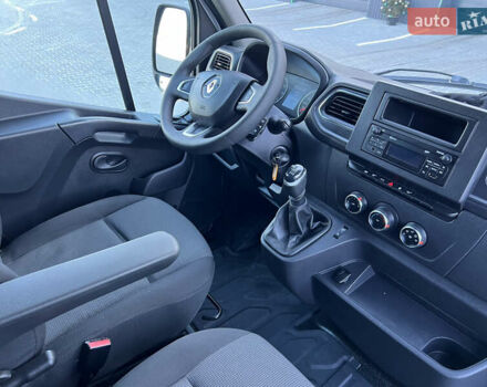 Білий Рено Мастєр, об'ємом двигуна 2.3 л та пробігом 190 тис. км за 22800 $, фото 37 на Automoto.ua