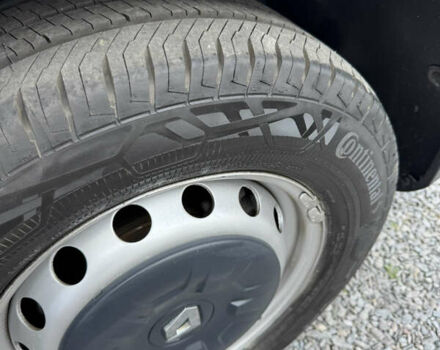 Белый Рено Мастер, объемом двигателя 0 л и пробегом 209 тыс. км за 21500 $, фото 17 на Automoto.ua