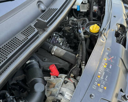 Белый Рено Мастер, объемом двигателя 0 л и пробегом 209 тыс. км за 21500 $, фото 18 на Automoto.ua