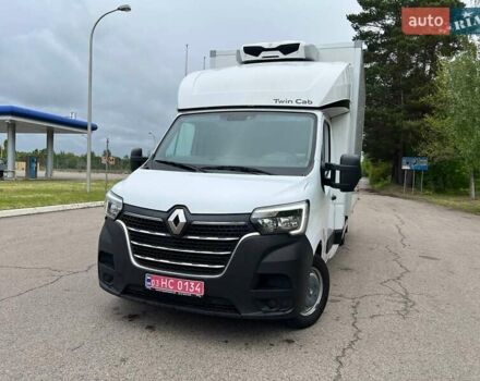Белый Рено Мастер, объемом двигателя 2.3 л и пробегом 330 тыс. км за 26999 $, фото 6 на Automoto.ua