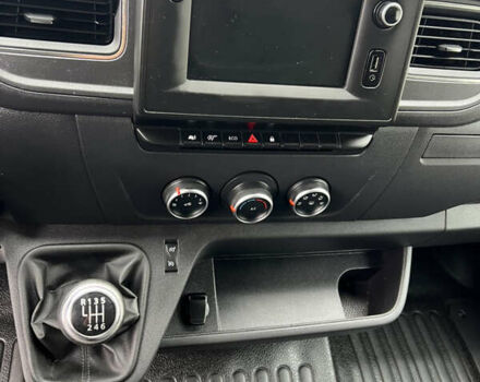 Білий Рено Мастєр, об'ємом двигуна 0 л та пробігом 154 тис. км за 23700 $, фото 17 на Automoto.ua