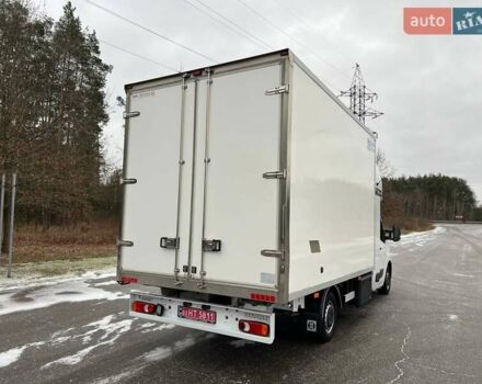 Белый Рено Мастер, объемом двигателя 2.3 л и пробегом 317 тыс. км за 25999 $, фото 14 на Automoto.ua