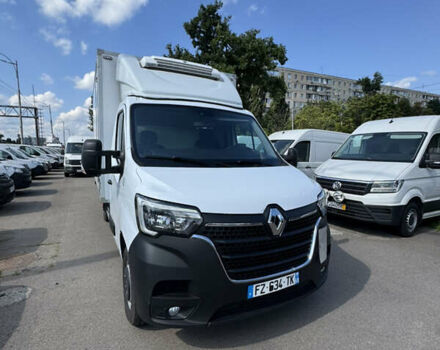 Белый Рено Мастер, объемом двигателя 2.3 л и пробегом 308 тыс. км за 26900 $, фото 1 на Automoto.ua