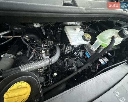 Білий Рено Мастєр, об'ємом двигуна 2.3 л та пробігом 194 тис. км за 22399 $, фото 21 на Automoto.ua