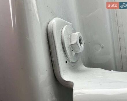 Белый Рено Мастер, объемом двигателя 2.3 л и пробегом 317 тыс. км за 25999 $, фото 65 на Automoto.ua