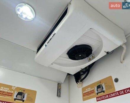 Белый Рено Мастер, объемом двигателя 2.3 л и пробегом 215 тыс. км за 19900 $, фото 24 на Automoto.ua