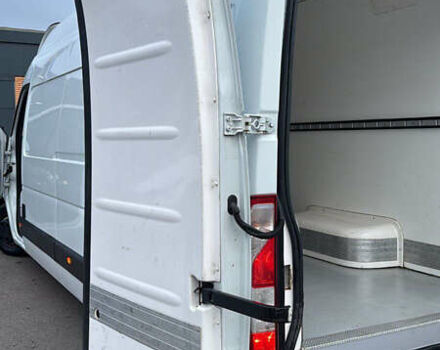 Белый Рено Мастер, объемом двигателя 2.3 л и пробегом 278 тыс. км за 21500 $, фото 6 на Automoto.ua