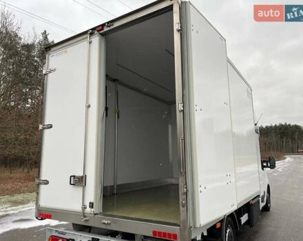 Белый Рено Мастер, объемом двигателя 2.3 л и пробегом 317 тыс. км за 25999 $, фото 38 на Automoto.ua