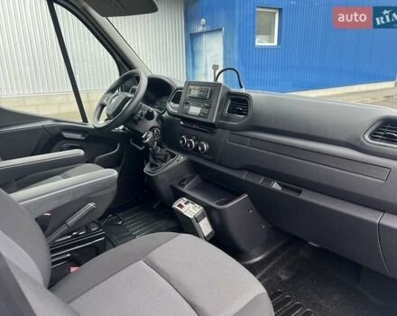 Білий Рено Мастєр, об'ємом двигуна 2.3 л та пробігом 215 тис. км за 19900 $, фото 20 на Automoto.ua