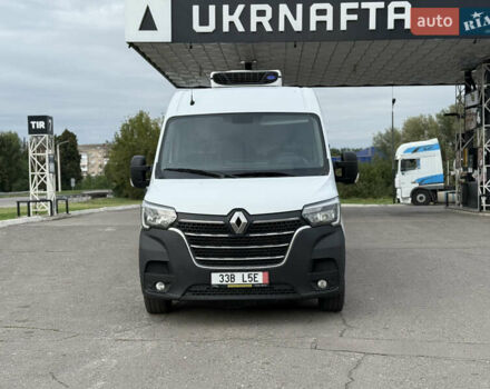 Белый Рено Мастер, объемом двигателя 2.3 л и пробегом 276 тыс. км за 22900 $, фото 2 на Automoto.ua