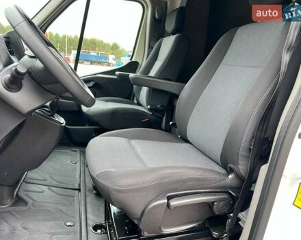 Белый Рено Мастер, объемом двигателя 2.3 л и пробегом 330 тыс. км за 26999 $, фото 44 на Automoto.ua