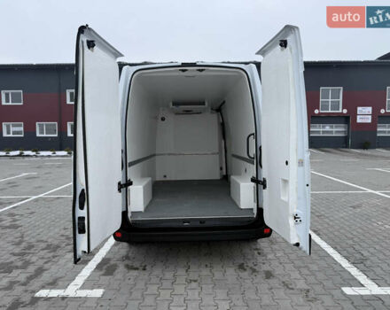 Белый Рено Мастер, объемом двигателя 2.3 л и пробегом 290 тыс. км за 22500 $, фото 15 на Automoto.ua