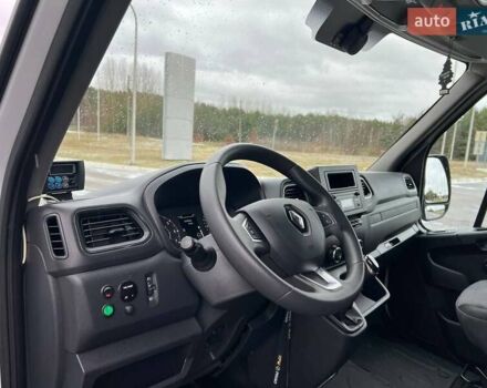 Белый Рено Мастер, объемом двигателя 2.3 л и пробегом 317 тыс. км за 25999 $, фото 43 на Automoto.ua