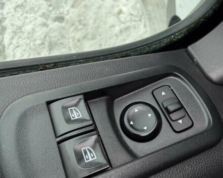 Белый Рено Мастер, объемом двигателя 2.3 л и пробегом 280 тыс. км за 27700 $, фото 41 на Automoto.ua