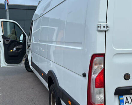 Белый Рено Мастер, объемом двигателя 2.3 л и пробегом 278 тыс. км за 21500 $, фото 5 на Automoto.ua