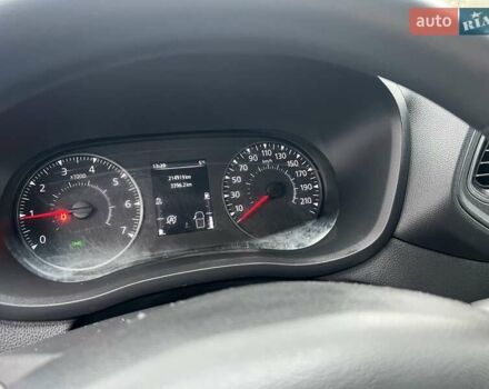 Білий Рено Мастєр, об'ємом двигуна 2.3 л та пробігом 215 тис. км за 19900 $, фото 17 на Automoto.ua