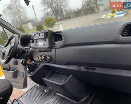 Белый Рено Мастер, объемом двигателя 2.3 л и пробегом 184 тыс. км за 29700 $, фото 54 на Automoto.ua