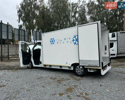 Белый Рено Мастер, объемом двигателя 2.3 л и пробегом 165 тыс. км за 24900 $, фото 24 на Automoto.ua