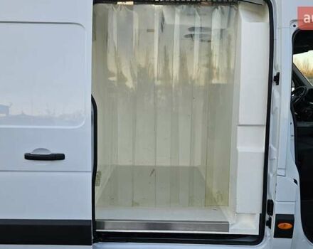 Белый Рено Мастер, объемом двигателя 2.3 л и пробегом 239 тыс. км за 24700 $, фото 35 на Automoto.ua