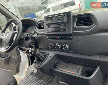 Белый Рено Мастер, объемом двигателя 2.3 л и пробегом 194 тыс. км за 29750 $, фото 42 на Automoto.ua