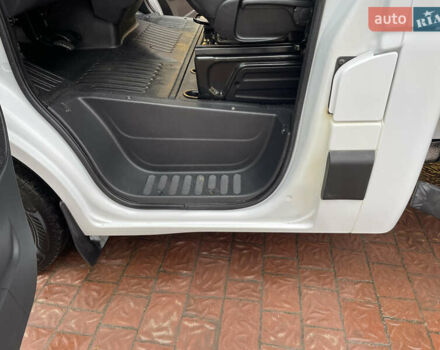 Белый Рено Мастер, объемом двигателя 2.3 л и пробегом 184 тыс. км за 29700 $, фото 43 на Automoto.ua