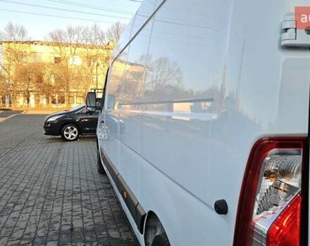 Белый Рено Мастер, объемом двигателя 2.3 л и пробегом 239 тыс. км за 24700 $, фото 5 на Automoto.ua