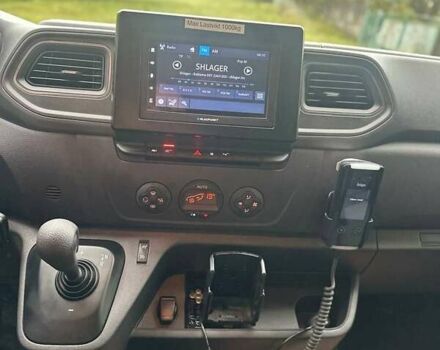 Белый Рено Мастер, объемом двигателя 2.3 л и пробегом 155 тыс. км за 27325 $, фото 32 на Automoto.ua