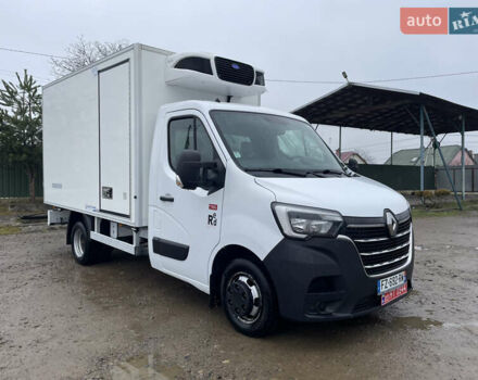 Белый Рено Мастер, объемом двигателя 2.3 л и пробегом 194 тыс. км за 29750 $, фото 2 на Automoto.ua