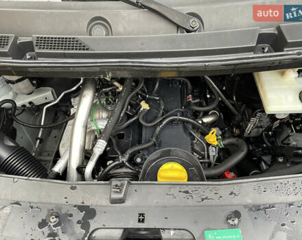 Белый Рено Мастер, объемом двигателя 2.3 л и пробегом 184 тыс. км за 29700 $, фото 69 на Automoto.ua