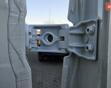 Белый Рено Мастер, объемом двигателя 2.3 л и пробегом 239 тыс. км за 24700 $, фото 53 на Automoto.ua