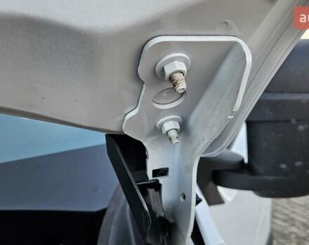 Белый Рено Мастер, объемом двигателя 2.3 л и пробегом 239 тыс. км за 24700 $, фото 52 на Automoto.ua