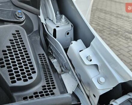 Белый Рено Мастер, объемом двигателя 2.3 л и пробегом 239 тыс. км за 24700 $, фото 51 на Automoto.ua