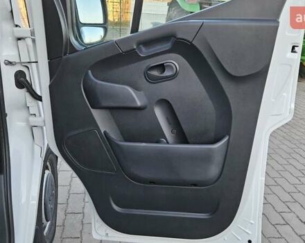 Белый Рено Мастер, объемом двигателя 2.3 л и пробегом 239 тыс. км за 24700 $, фото 31 на Automoto.ua