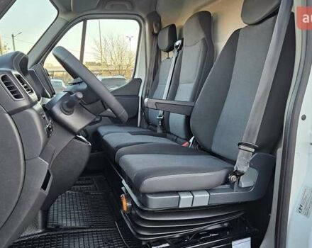 Белый Рено Мастер, объемом двигателя 2.3 л и пробегом 239 тыс. км за 24700 $, фото 14 на Automoto.ua