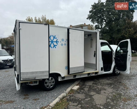 Белый Рено Мастер, объемом двигателя 2.3 л и пробегом 165 тыс. км за 24900 $, фото 29 на Automoto.ua