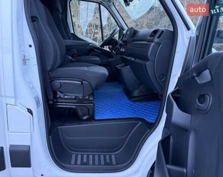 Белый Рено Мастер, объемом двигателя 2.3 л и пробегом 297 тыс. км за 25900 $, фото 61 на Automoto.ua