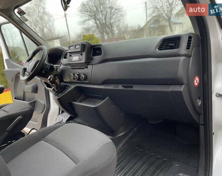 Белый Рено Мастер, объемом двигателя 2.3 л и пробегом 184 тыс. км за 29700 $, фото 51 на Automoto.ua