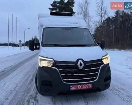 Белый Рено Мастер, объемом двигателя 2.3 л и пробегом 297 тыс. км за 25900 $, фото 2 на Automoto.ua