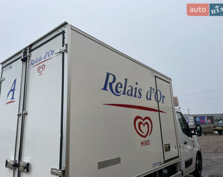 Белый Рено Мастер, объемом двигателя 2.3 л и пробегом 184 тыс. км за 29700 $, фото 36 на Automoto.ua