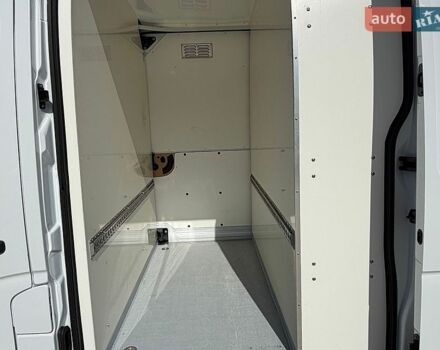 Белый Рено Мастер, объемом двигателя 2.3 л и пробегом 180 тыс. км за 25500 $, фото 22 на Automoto.ua