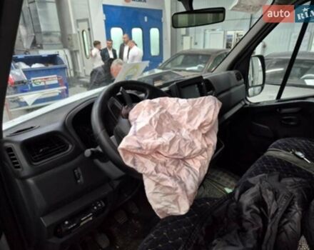 Білий Рено Мастєр, об'ємом двигуна 2.3 л та пробігом 170 тис. км за 16000 $, фото 4 на Automoto.ua