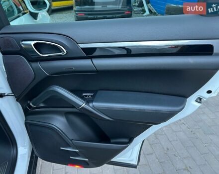 Белый Рено Мастер, объемом двигателя 2.29 л и пробегом 93 тыс. км за 32000 $, фото 16 на Automoto.ua