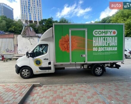 Белый Рено Мастер, объемом двигателя 2.3 л и пробегом 347 тыс. км за 15499 $, фото 2 на Automoto.ua