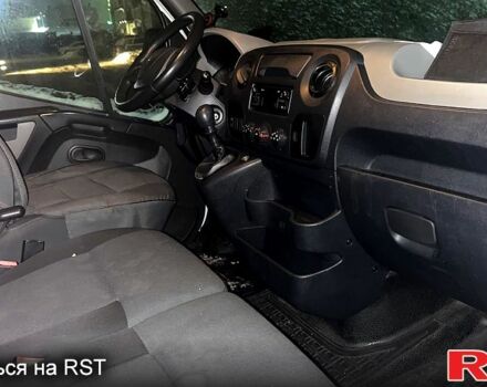 Белый Рено Мастер, объемом двигателя 2.3 л и пробегом 317 тыс. км за 12000 $, фото 4 на Automoto.ua