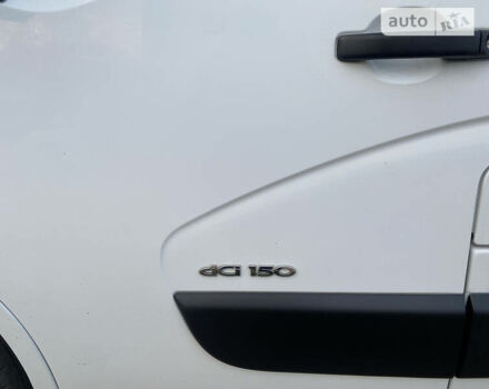 Белый Рено Мастер, объемом двигателя 2.3 л и пробегом 595 тыс. км за 10400 $, фото 10 на Automoto.ua