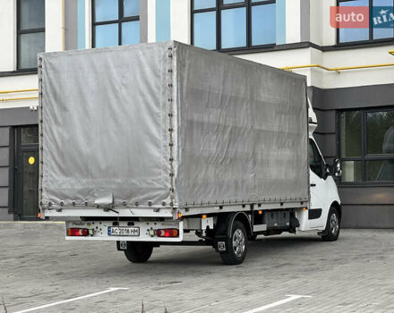 Белый Рено Мастер, объемом двигателя 2.3 л и пробегом 650 тыс. км за 11700 $, фото 4 на Automoto.ua